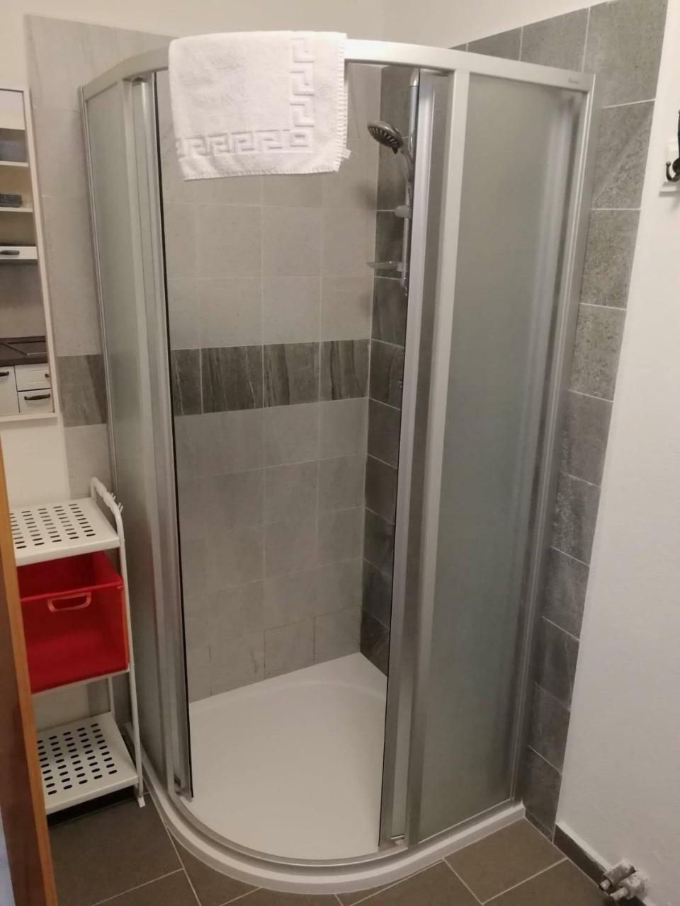 Apartman U Hippolyta インドルジフーフ・フラデツ エクステリア 写真
